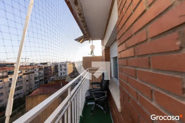 Attic on Carrer del Mossèn Antoni Solanas photo 5