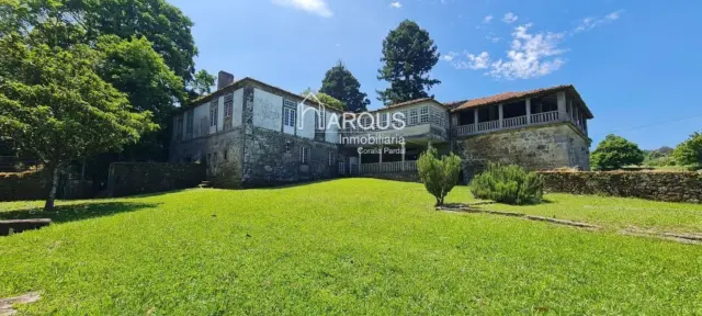House in A Estrada