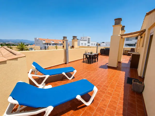 Penthouse in Urbanización El Hacho-La Duquesa Golf photo 34