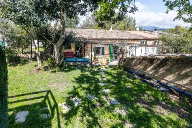 House on Carrer del Putxet photo 3