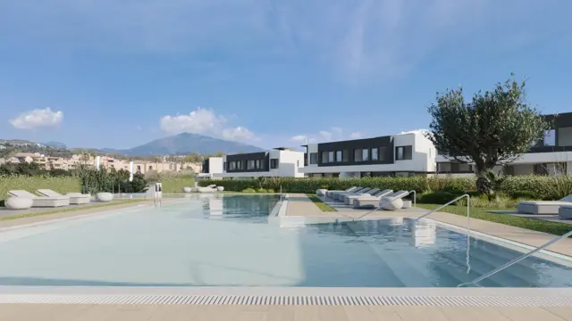 Semi-detached house in El Paraíso-Atalaya-Benamara