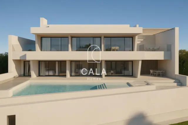 Villa on Avenida de Francia