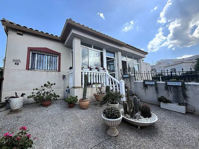 Villa in Castalla