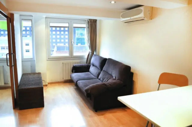 Flat on Rambla del Poblenou photo 2