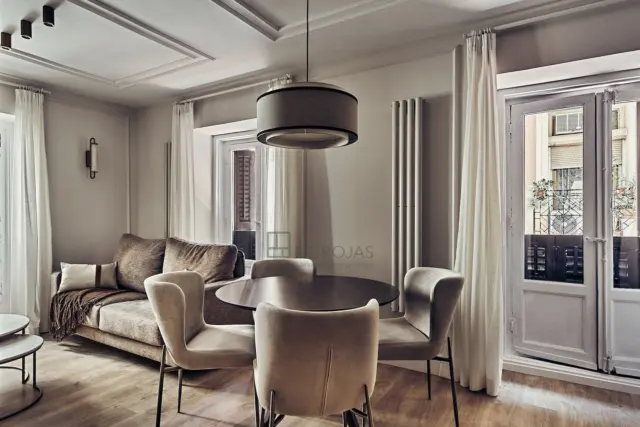Apartment on Calle de Barcelona photo 2