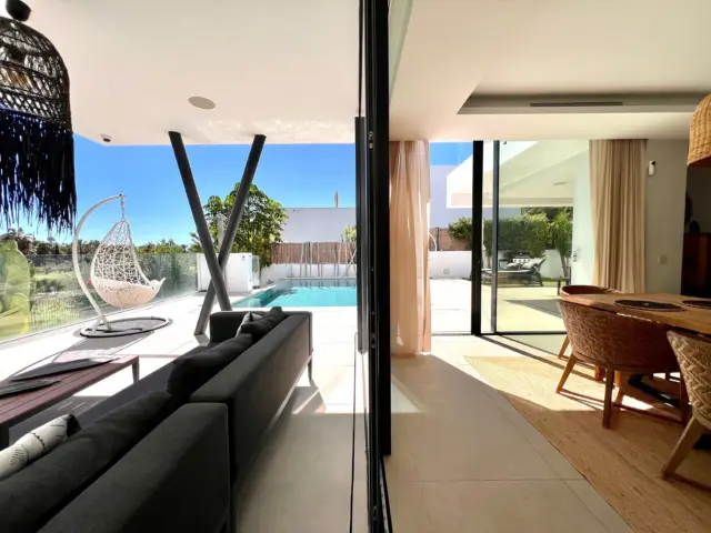 Chalet on Calle Condado de Huelva 12 photo 4