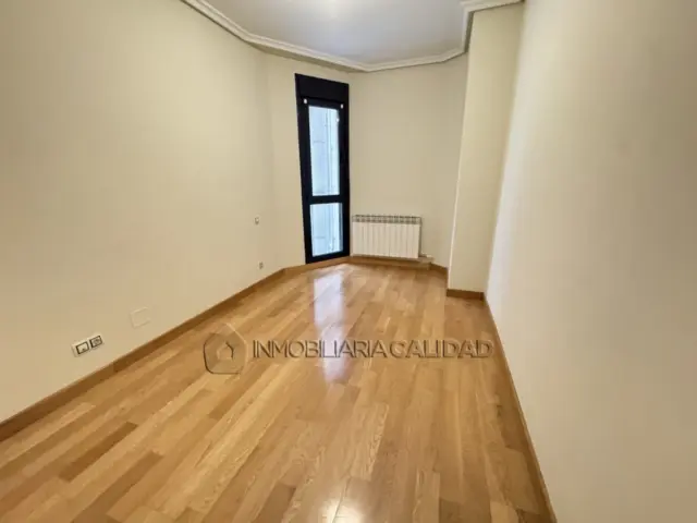 Apartment in Gamonal-Capiscol photo 5
