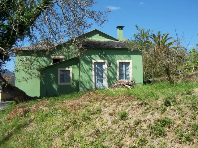 Casa en venta en Paseo Núcleo Rural, Número 525, Ortigueira de 35.000 €