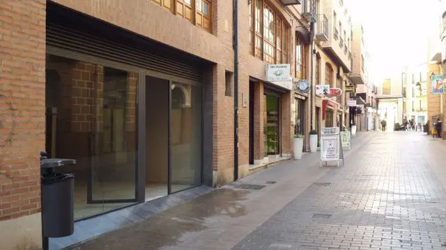 Local comercial en alquiler en Calle del Marqués de Albaida, número 4, Centro (Palencia Capital) de 750 €<span>/mes</span>