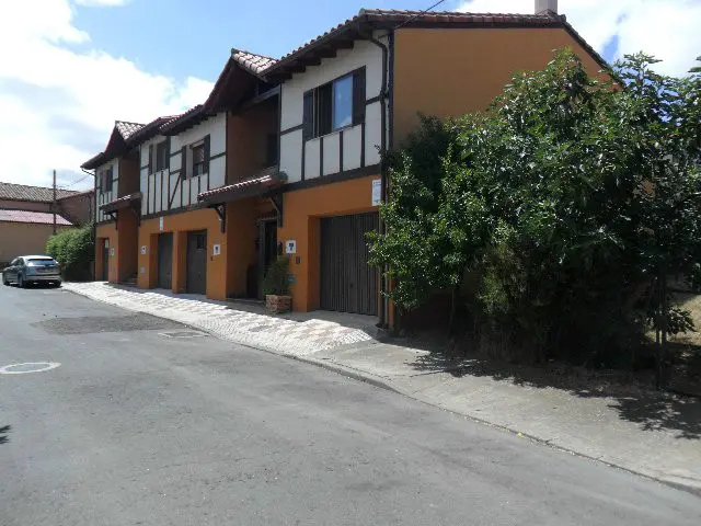 Chalet for sale in Calle Real, Villasinta (Villaquilambre) of 156.000 €
