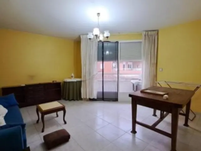 Apartment on Avenida de la Diputación, 31