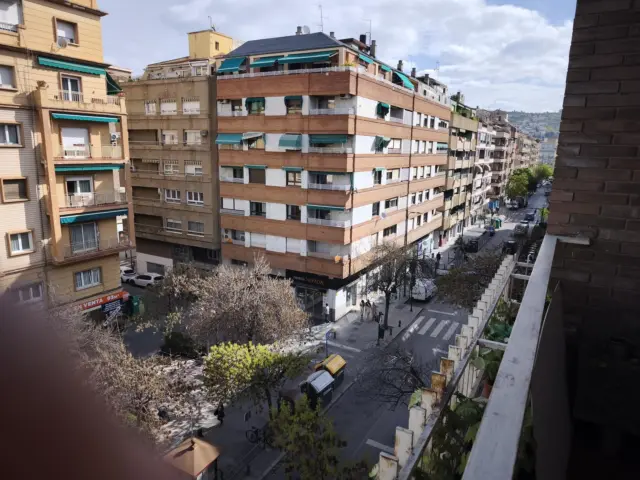 Apartment on Pintor Zuloaga Street, 14