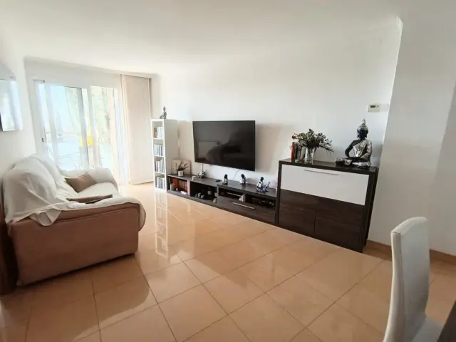 Apartment on Carrer de la Lleialtat, 34
