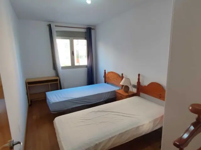 Apartment on Avenida de Juan Carlos I, 1