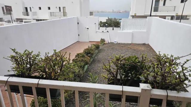 Single-family villa on Avenida Playa Blanca, 1