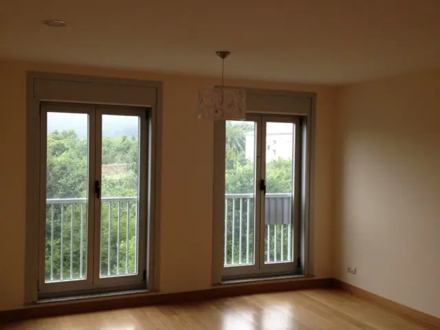 Apartment on Rúa Alexandre Bóveda, 11