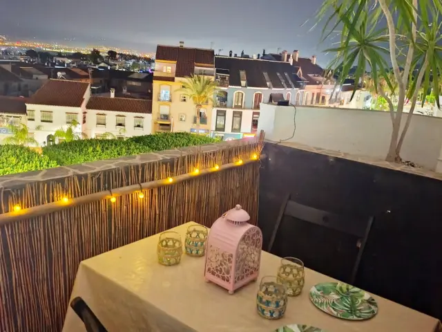 Apartment on Avenida de Cristóbal Colón, 10