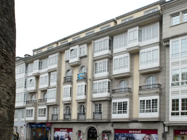 Apartment at Ronda de la Muralla, 25