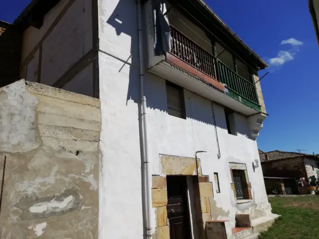 Casa rústica en venda a Mayor, Número 10, Población de Arreba (Valle de Manzanedo) de 68.000 €