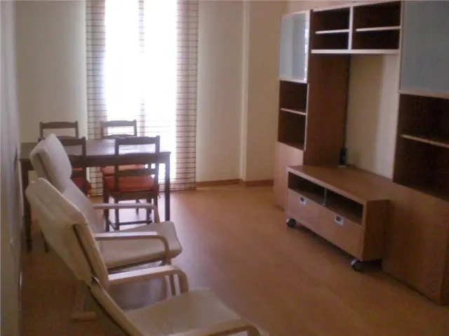 Apartment on Calle Trigueros, 110