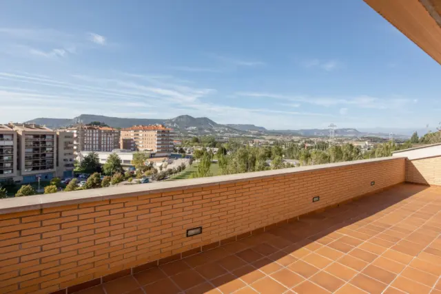 Duplex at Carrer de l'Eix de l'Onze de Setembre, 38 photo 16