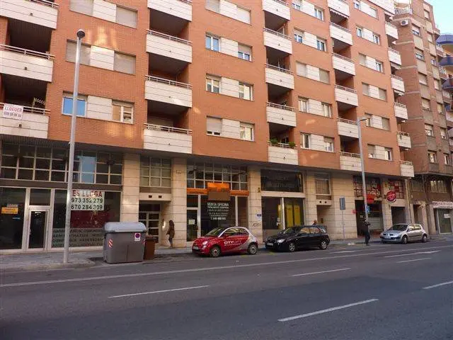 Commercial premises for sale in Carrer Princep de Viana, near Carrer Comtes d'Urgell, Príncep de Viana-Clot (Lleida Capital) of 180.000 €