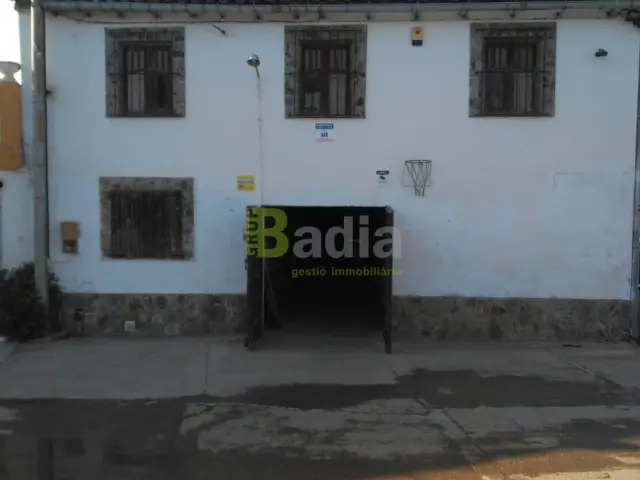Casa rústica en venta en Calle Alcarràs, Alcarràs de 105.000 €