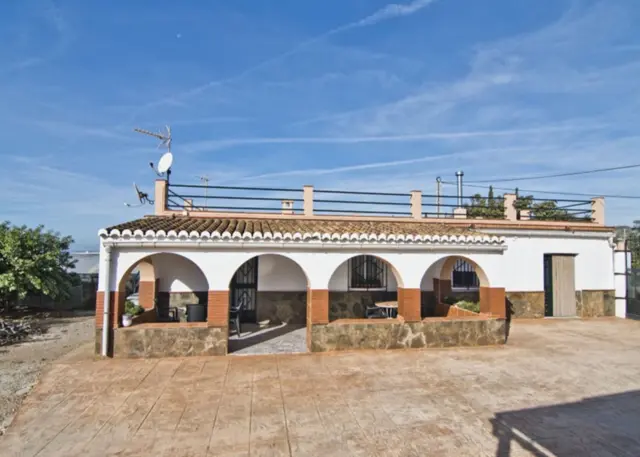 Finca rústica en Polígono Pol. 32 Parc. 266. Pago Las Cañas en Puntalón