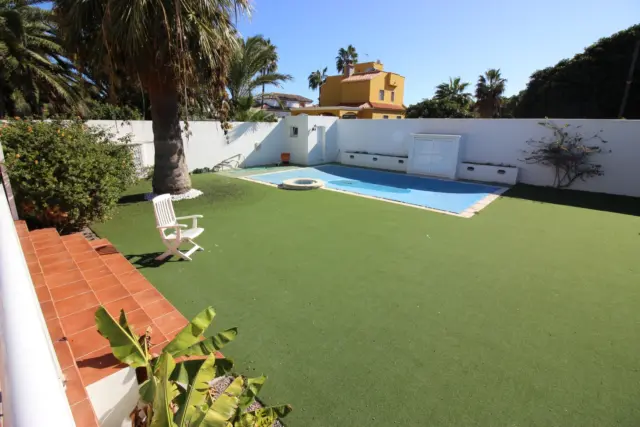 Chalet in Roquetas-Las Marinas Urbanization photo 15