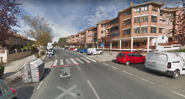 Local comercial en alquiler en Avenida de Vicente Aleixandre, cerca de Calle de Dámaso Alonso - Vista 2