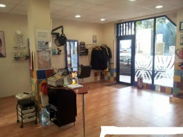 Local comercial en venta en Calle Matilde García del Real - Vista 4