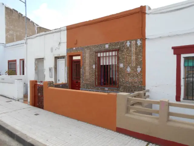 Casa en venda a La Estación, San Fernando-Estación (Badajoz Capital) de 121.000 €