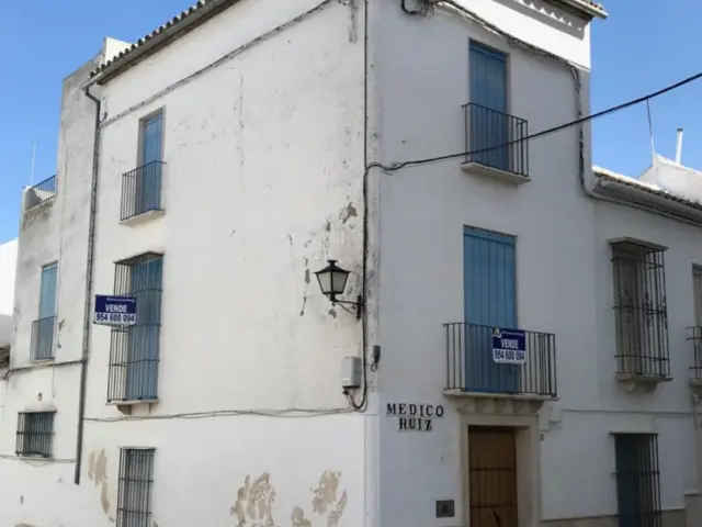 Casa en venta en Calle del Médico Ruiz, Estepa de 55.000 €