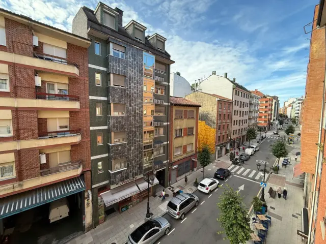 Apartment for sale on Calle Bermúdez de Castro, 58 photo 31