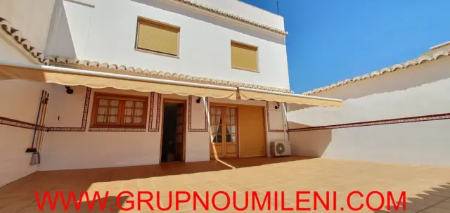 House in Benetússer photo 9