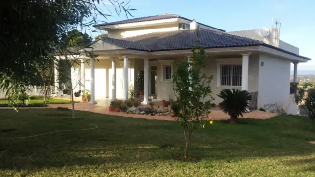 Chalet in Urbanisation El Pinar