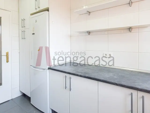 Piso en alquiler en Calle de Valdesangil - Imagen 38