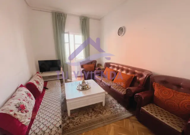 Flat on Calle de Caamaño, 62