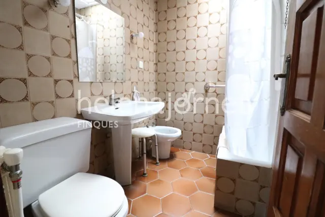 House on Carrer d'Ortiz de la Vega photo 29