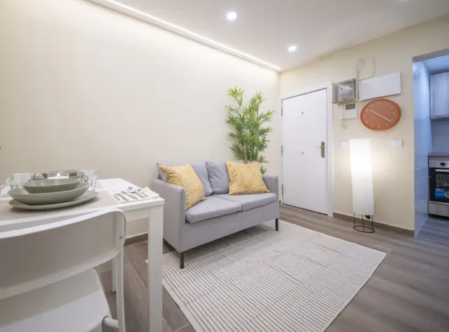 Flat on Carrer del Montsant, 28 photo 5