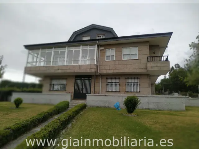 Casa en venta en Rúa do Piñeiro, A Cañiza de 460.000 €