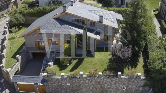 Casa en venta en Alp, Alp de 1.100.000 €