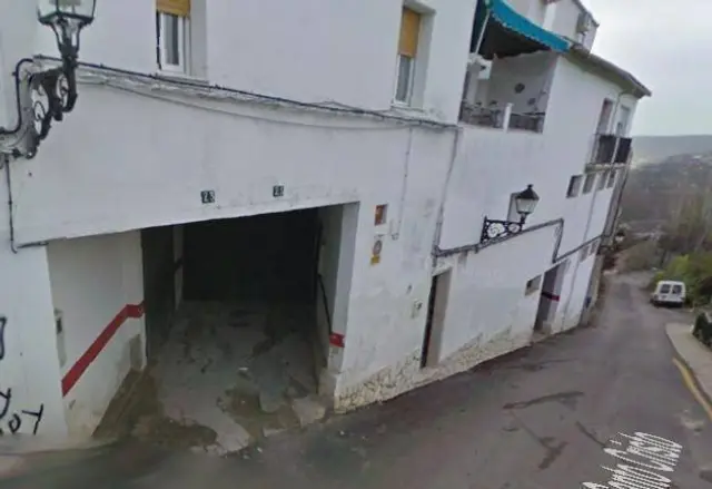 Garaje en venta en Calle del Santo Cristo, Cabra de 16.000 €