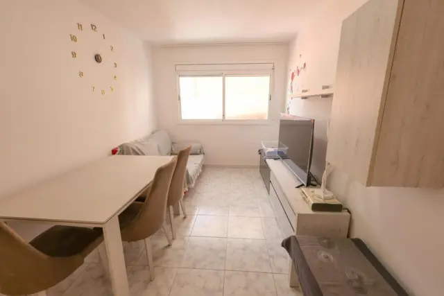 Flat on Carrer de Viladecans photo 3