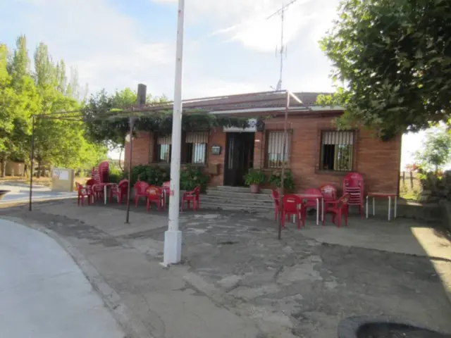 Local comercial en venta en Calle de la Calvera, El Bodón de 120.000 €