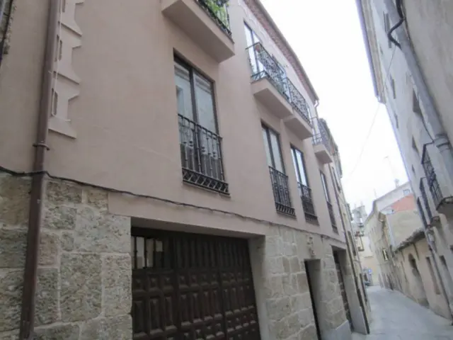 Apartamento en venta en Calle Caballeros del Santo Sepulcro, Ciudad Rodrigo de 44.000 €