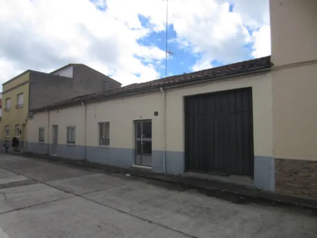 House for sale in Calle del General Castaños, Ciudad Rodrigo of 105.000 €