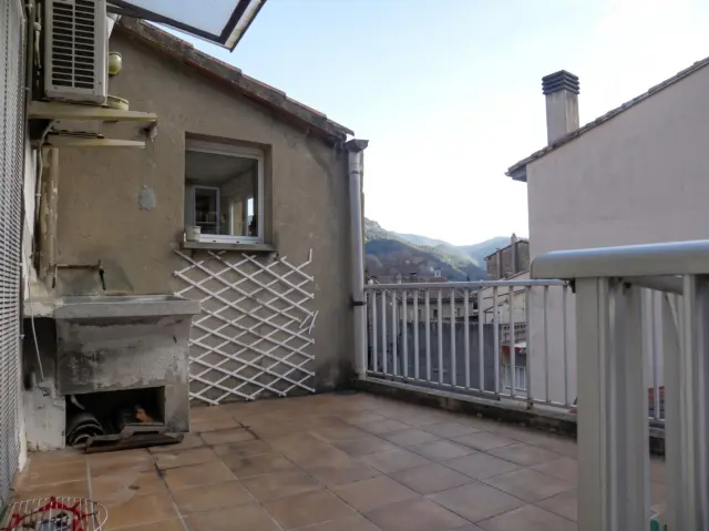 Apartment on Carrer del Llobregat photo 3
