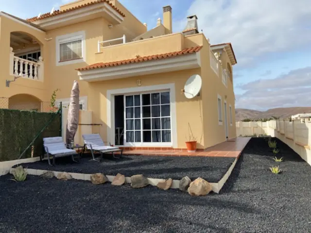 Casa adosada en venta en Calle de Barlovento, 151, Fuerteventura Golf Club (Antigua) de 180.000 €
