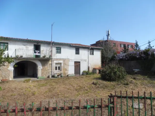 Casa unifamiliar en venta en Barrio de Somo Llosa Sierra, Somo (Ribamontán Al Mar) de 270.000 €